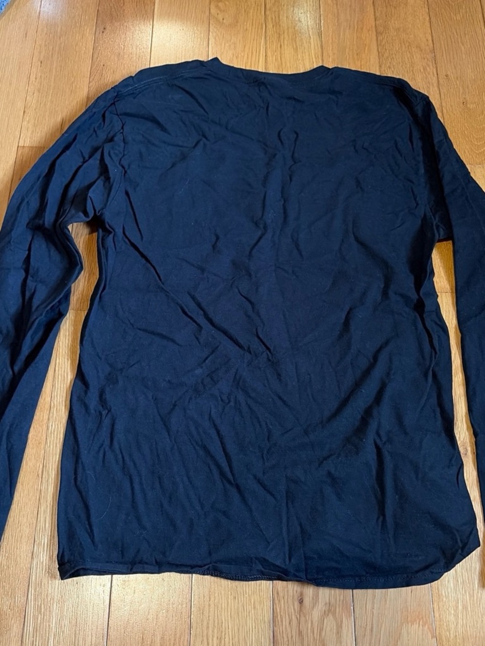 Black Long Sleeve Anime Character Crewneck Tee - Picture 3 of 4